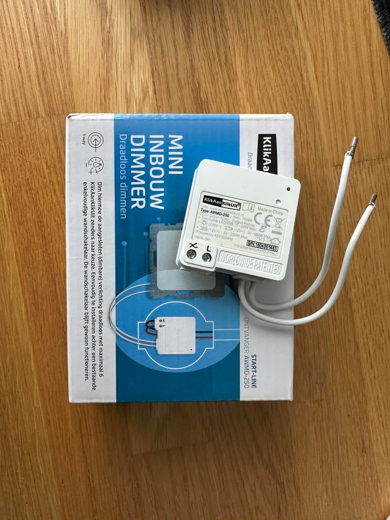 Klik aan klik uit inbouwdimmer AWMD-250, Ophalen, Gebruikt, Schakelaar