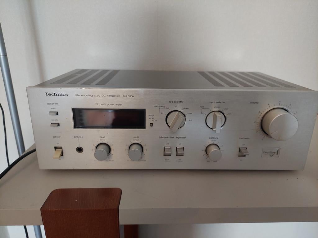 Technics SU-V2A Stereo Geïntegreerde Versterker, Ophalen
