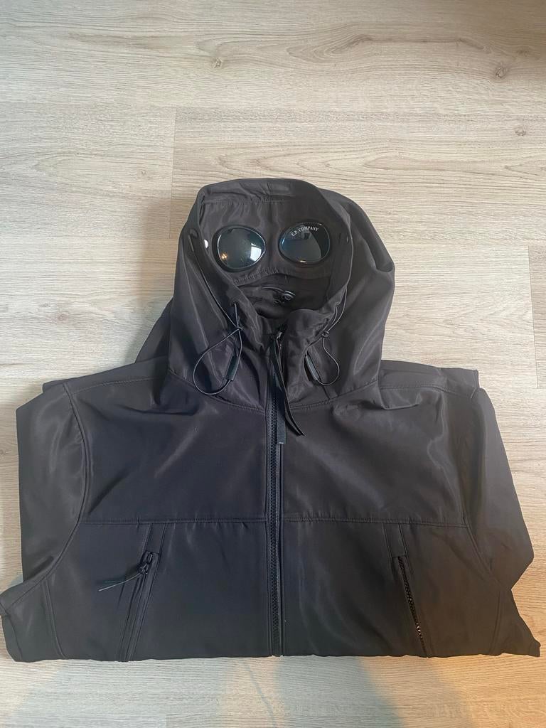 CP Company soft shell jas maat L, Ophalen of Verzenden, Zo goed als nieuw, Maat 52/54 (L), Zwart