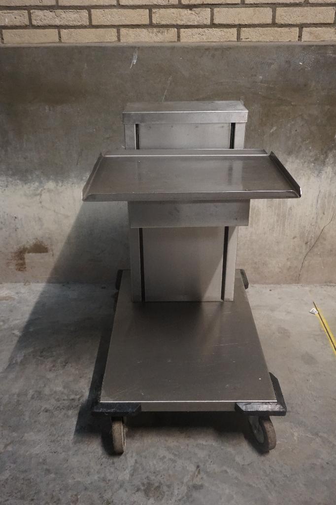 RVS Dienbladenwagen Dienbladenkap dienbladenstapelaar, Huis en Inrichting, Ophalen of Verzenden, Gebruikt