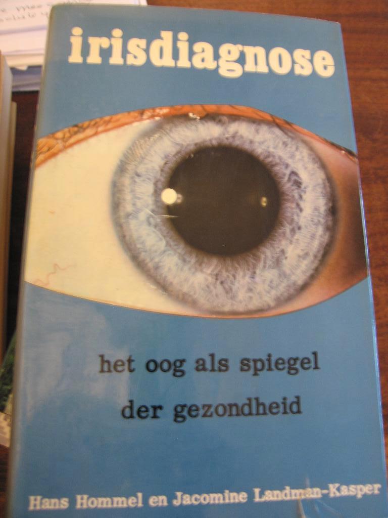 IRISDIAGNOSE Het oog als spiegel van gezondheid., Ophalen of Verzenden, Zo goed als nieuw