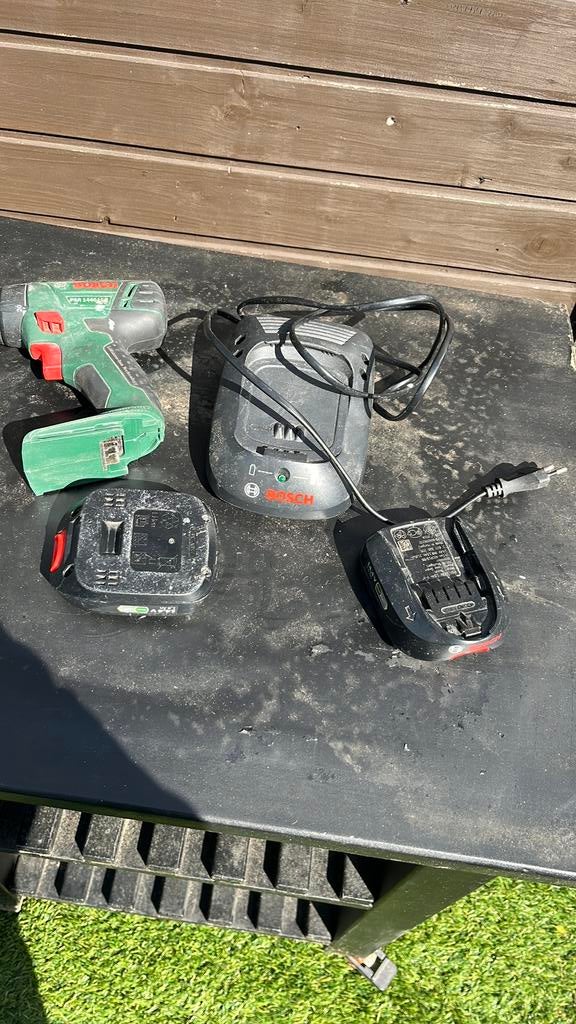 Accu bosch boormachine, Doe-het-zelf en Verbouw, Gereedschap | Boormachines, Ophalen, Zo goed als nieuw, Boormachine