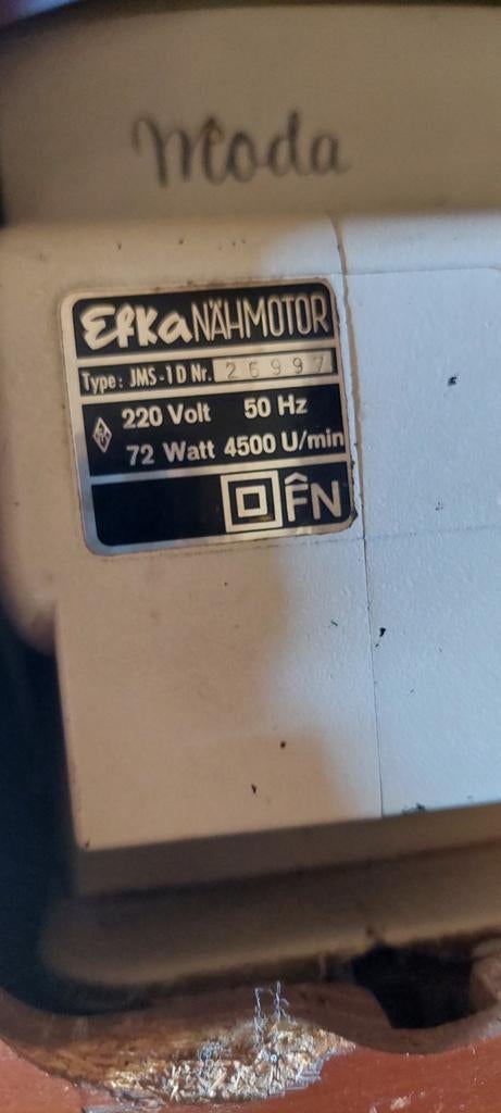 Naaimachine,  Moda, Hobby en Vrije tijd, Naaimachines en Toebehoren, Gebruikt, Naaimachine, Overige merken, Ophalen