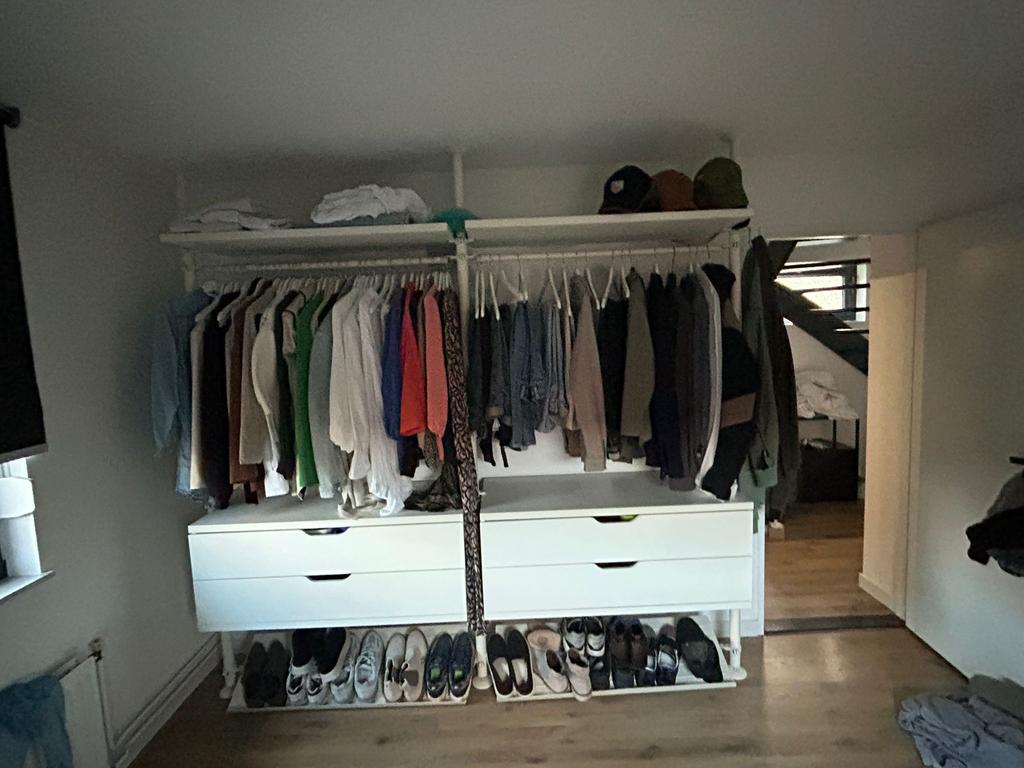 Open kledingkast - Ikea, Huis en Inrichting, Kasten | Kledingkasten, Ophalen