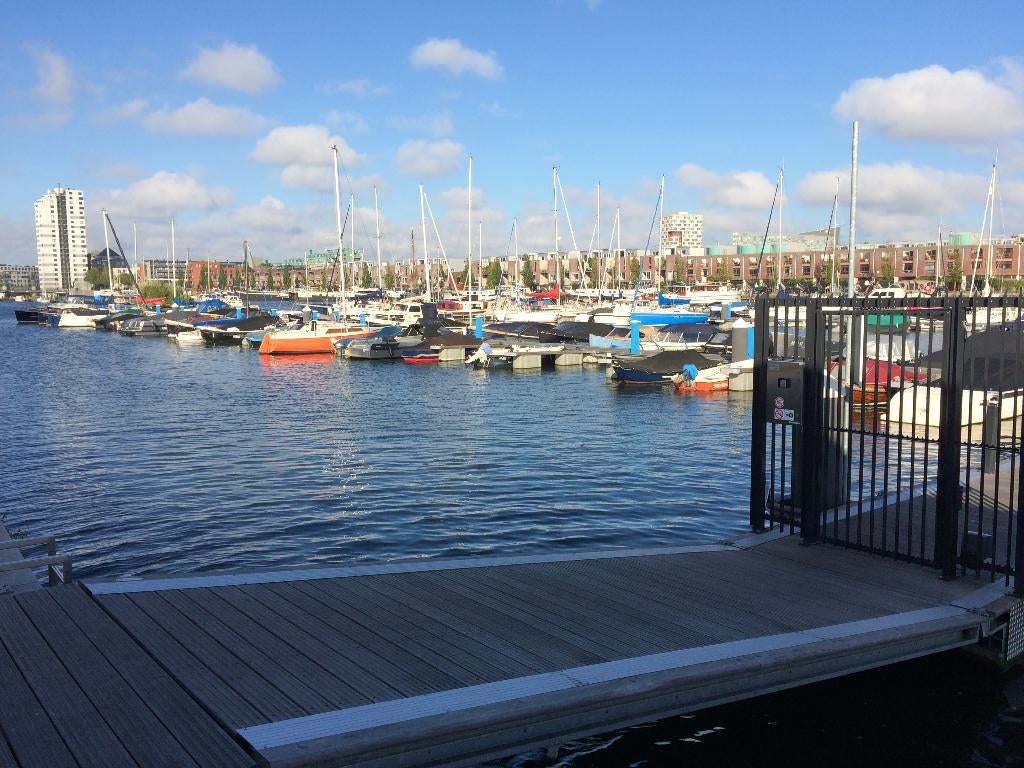 Ligplaatsen in Amsterdam beschikbaar!, Herfst, Buiten