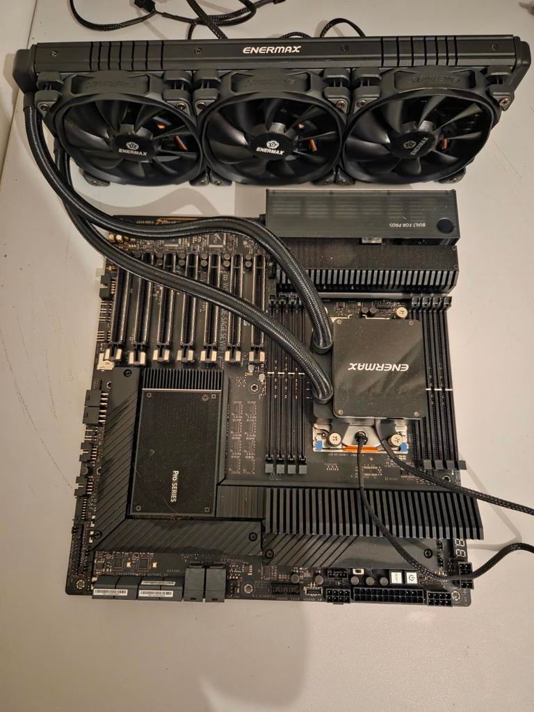 WRX80E - Threadripper 5975WX upgradeset, Computers en Software, Ophalen, Gebruikt, AMD, DDR4