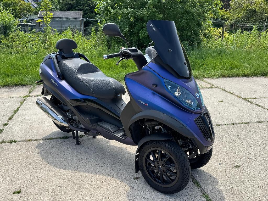 Piaggo Mp3 400ie 2e eigenaar auto rijbewijs goed onderhouden - foto 3