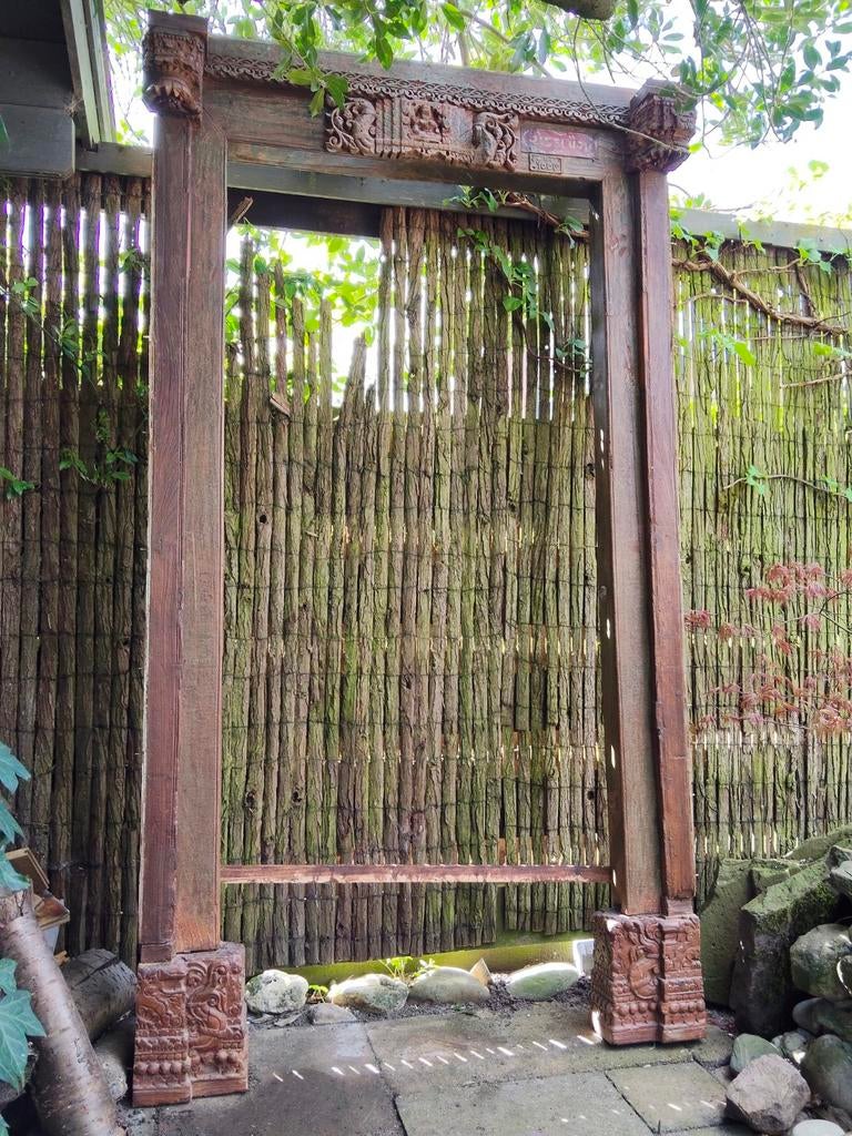 Antiek Indiaas Deurkozijn - Authentiek Houtsnijwerk, Antiek en Kunst, Ophalen