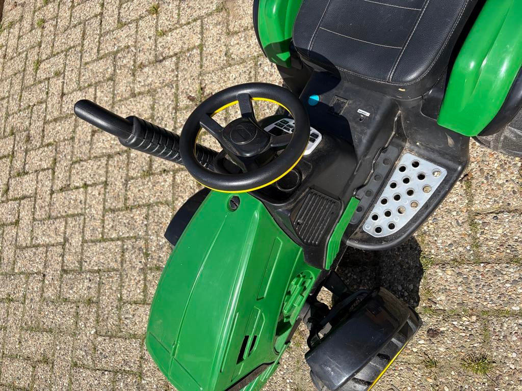 Elektrische trekker met watertank, Ophalen, Gebruikt, Trapvoertuig