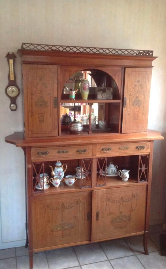 Antieken kast, Ophalen