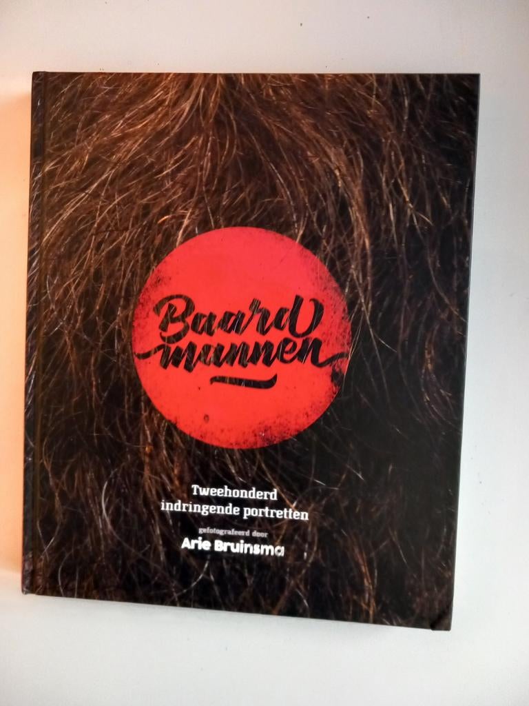 Baardmannen - Tweehonderd indringende portretten, Boeken, Ophalen of Verzenden, Zo goed als nieuw