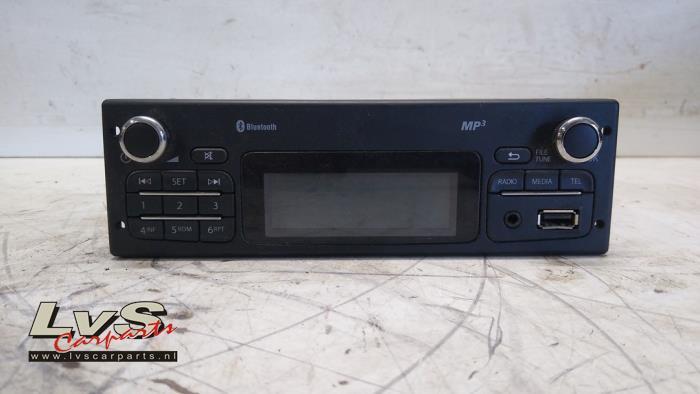 Radio van een Renault Master, Gebruikt, -, Renault, -