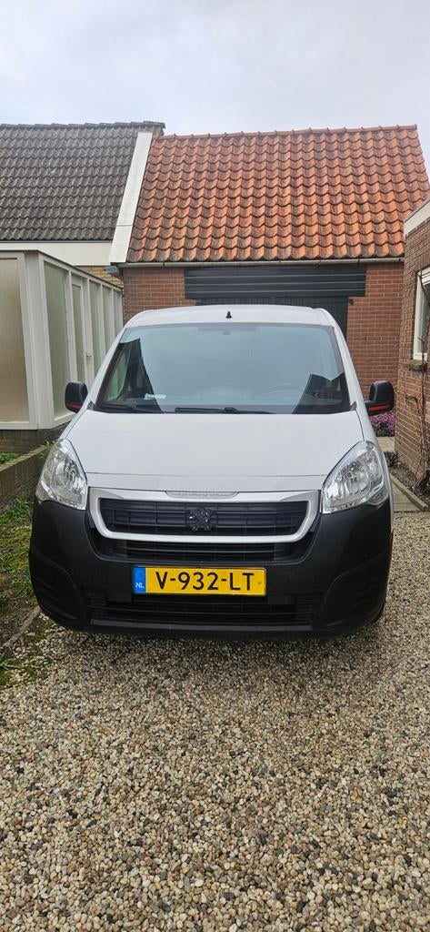 Peugeot Partner 1.6 Bluehdi 130pk met roetfilter melding!, Auto's, Euro 6, 4 cilinders, 700 kg, Alcantara