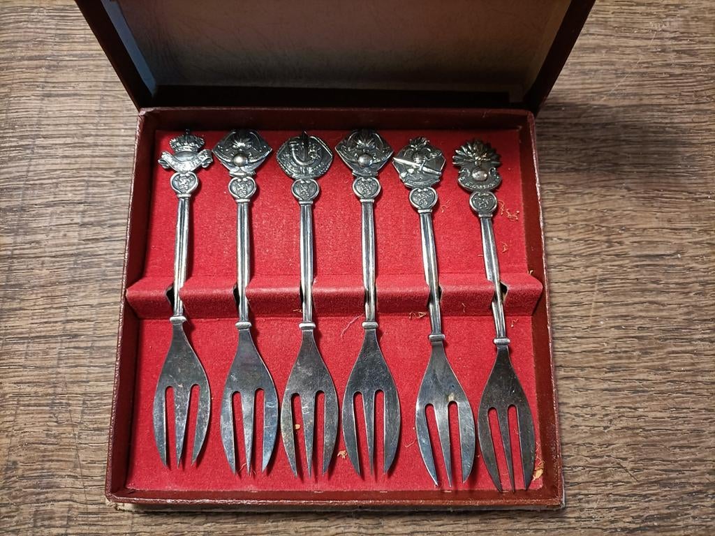 Koninklijke militaire zilveren gebaksvorkjes. Vintage., Antiek en Kunst, Ophalen
