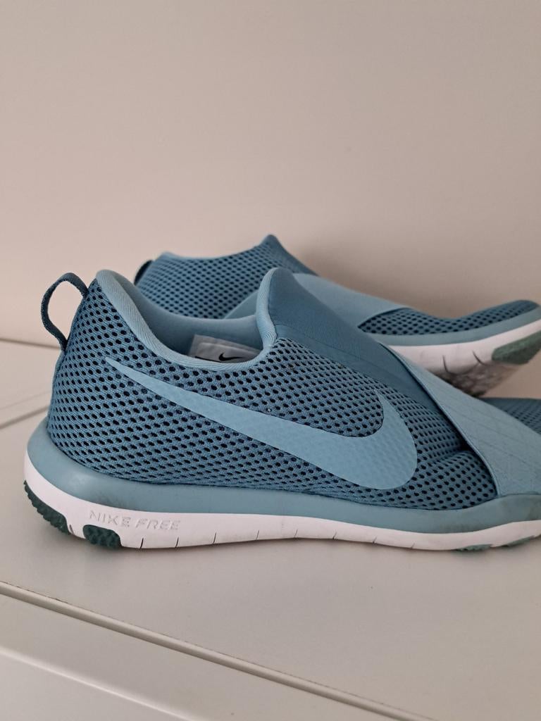 Nike Free instappers - ideaal voor sport of wandelen (maat 3, Blauw, Instappers, Nike, Ophalen of Verzenden