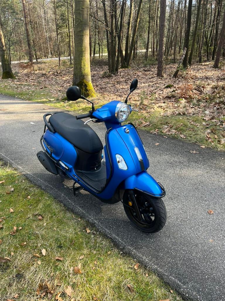 Sym Fiddle IV 2023 Mat Blauw Snor, Fietsen en Brommers, Scooters | SYM, Zo goed als nieuw, Fiddle, Maximaal 25 km/u, Benzine, Ophalen