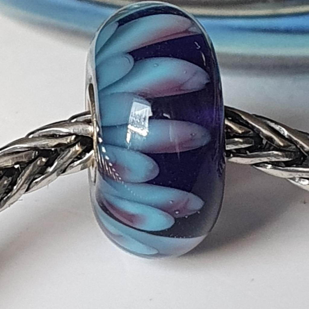 Blauwe Bloemblaadjes  Van Trollbeads, Glas of Kristal, Ophalen of Verzenden, Zo goed als nieuw, Trollbeads