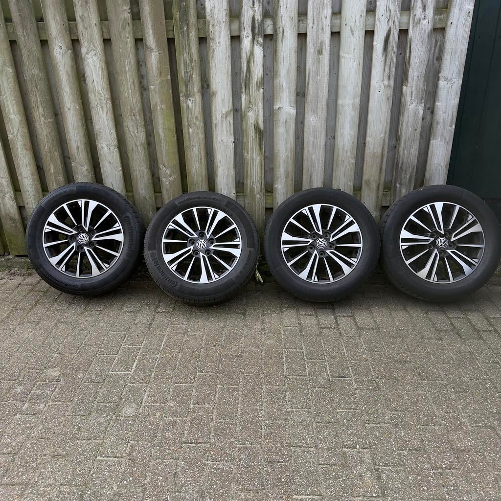 Volkswagen Bulli Velgen met Continental Banden, Auto-onderdelen, Banden en Velgen, Ophalen, Banden en Velgen, 17 inch, 235 mm