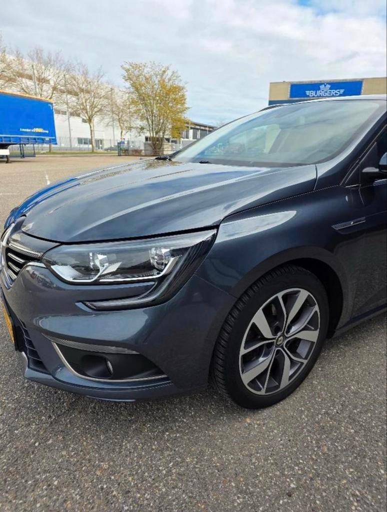 Complete voorkop Renault Megane 2019 - Nette staat, Gebruikt, Ophalen of Verzenden, Bumper, Renault