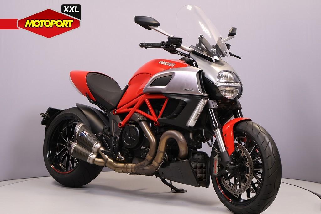 Ducati DIAVEL (bj 2012) - foto 3