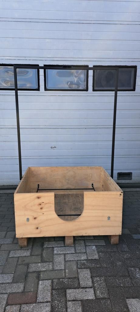 Mooie nette werpkist voor honden/katten., Ophalen, Zo goed als nieuw, Overige