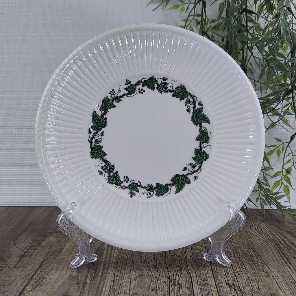 Wedgwood Stratford Coupe Bord / Onderbord Theepot 24cm, Ophalen of Verzenden