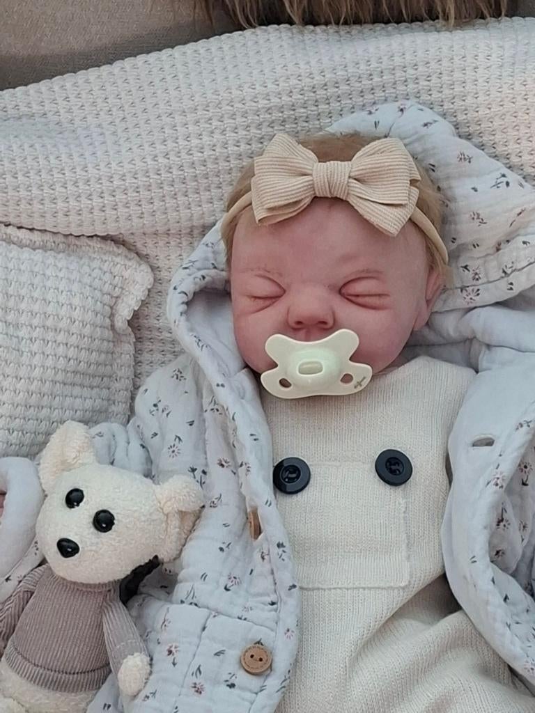 mooie vol siliconen baby ( geen reborn), Verzamelen, Poppen, Ophalen of Verzenden, Zo goed als nieuw, Babypop, Levensecht of Reborn