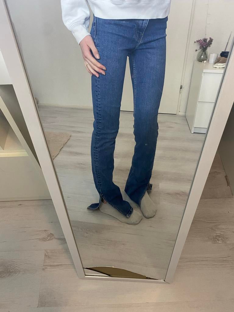 Zara flair broek met split maat 32, Ophalen of Verzenden, Zo goed als nieuw, Blauw, W27 (confectie 34) of kleiner