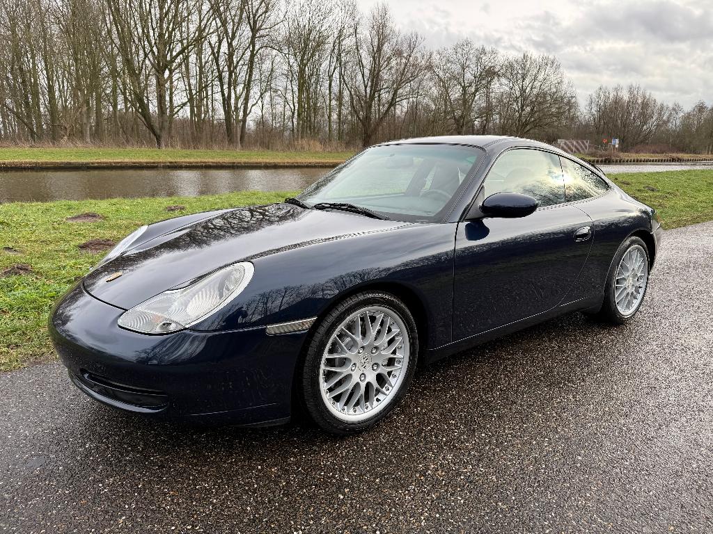 Porsche 911 (996) Carrera 4 – 2000 Zeer nette staat, Auto's, Zwart, Blauw, Bedrijf, Handgeschakeld
