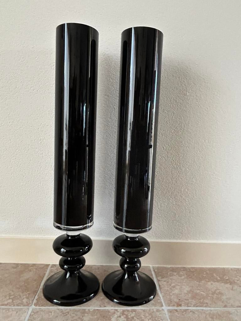 TWEE KWALITATIEF HOOGWAARDIGE (ZWARTE) VAZEN, Ophalen, Zwart, 75 cm of meer, Glas
