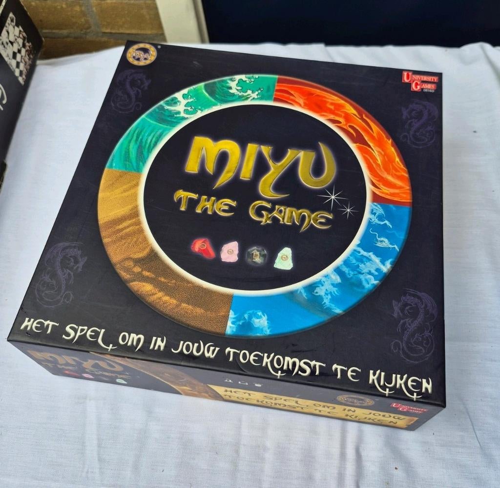 Miyu the game - bordspel. Nog als nieuw en nooit gebruikt, Ophalen of Verzenden, Zo goed als nieuw