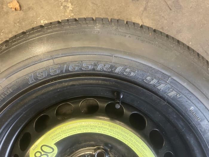 Krikset + reservewiel van een Audi A4, Auto-onderdelen, Gebruikt, -, Verzenden, -