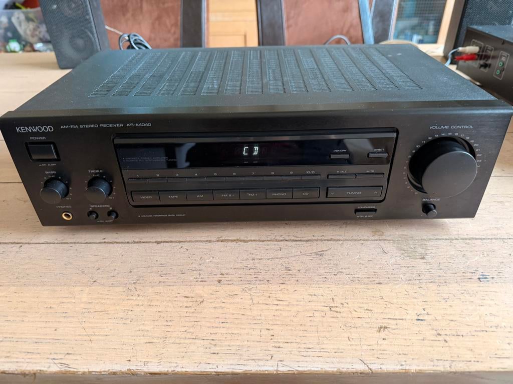 Kenwood kr-a4040 receiver zie foto’s, Ophalen of Verzenden, Zo goed als nieuw, Stereo, Overige merken