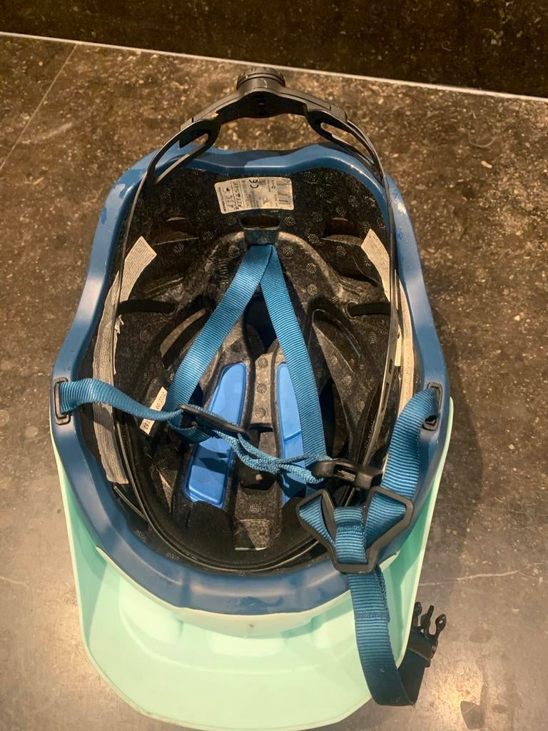 Rockrider helm, Ophalen of Verzenden, Zo goed als nieuw, M, Jongen