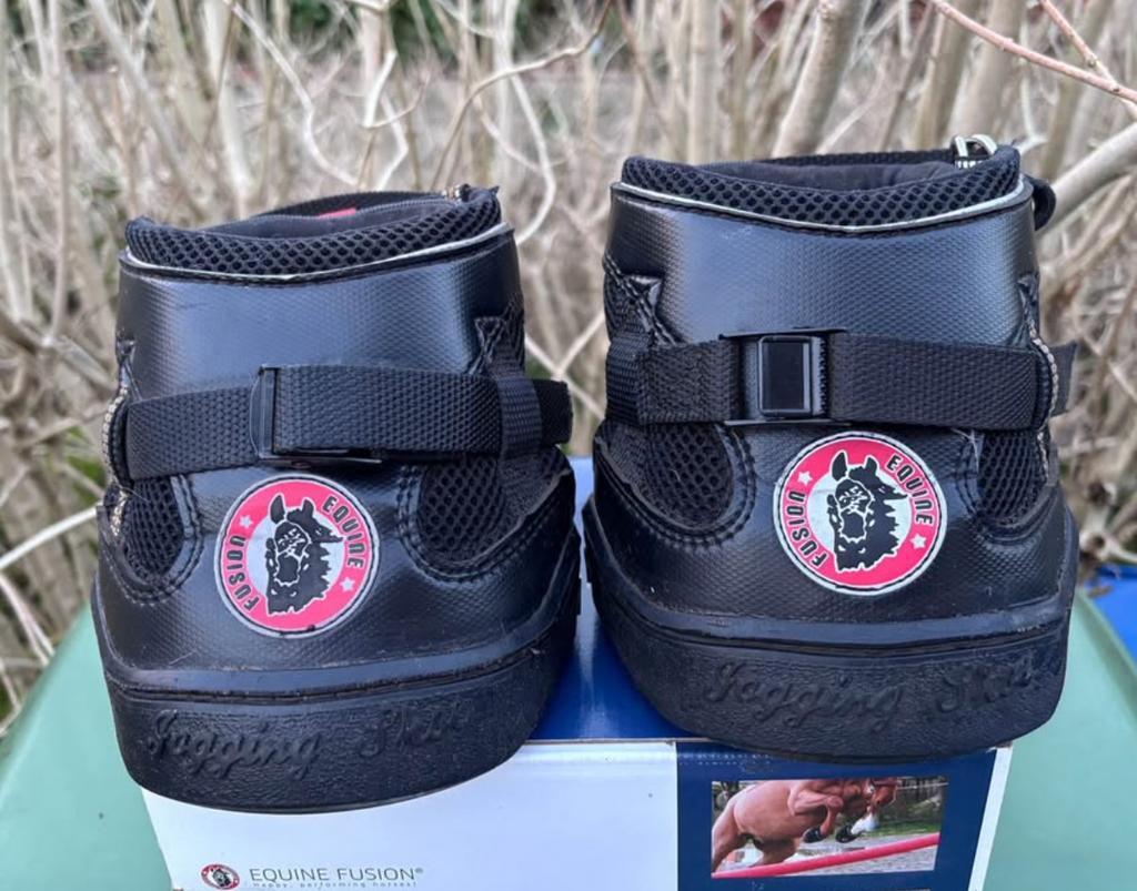 Equine Fusion All Terrain Ultra Maat 12, Dieren en Toebehoren, Paarden en Pony's | Overige Paardenspullen, Overige soorten, Ophalen of Verzenden