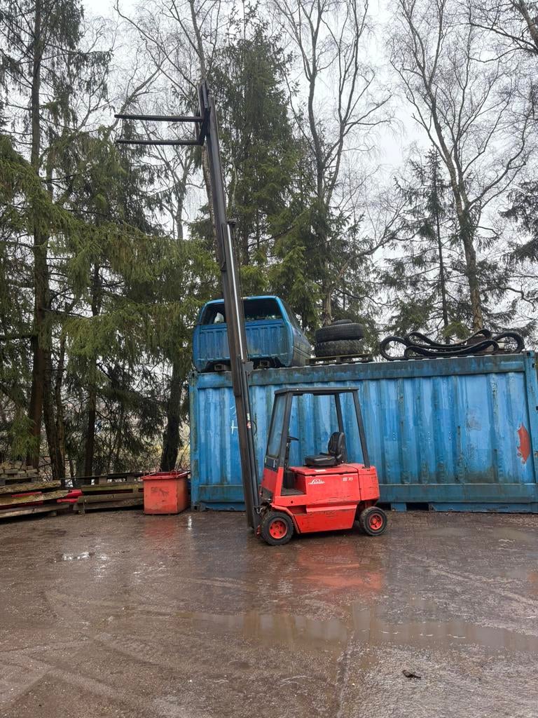 Linde heftruck onderdelen., Ophalen