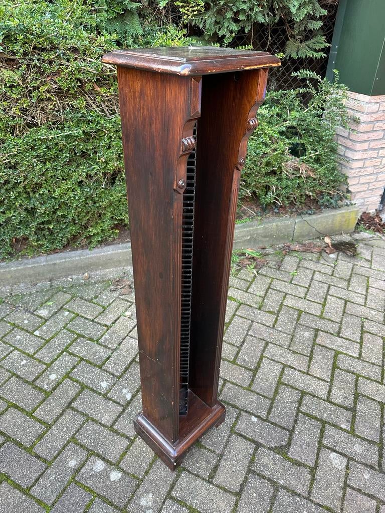 Mahonie kleur houten CD kastje 2x, Huis en Inrichting, Kasten | Dressoirs, Met plank(en), Minder dan 50 cm, Gebruikt, Vintage