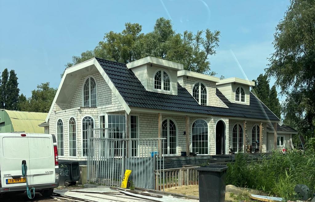 Mooie Woonwagen/Stacaravan/Chalet te koop