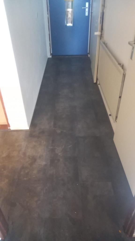 Laminaat leggen en verf en stukadoor en tapijt  0626236594, Ophalen of Verzenden