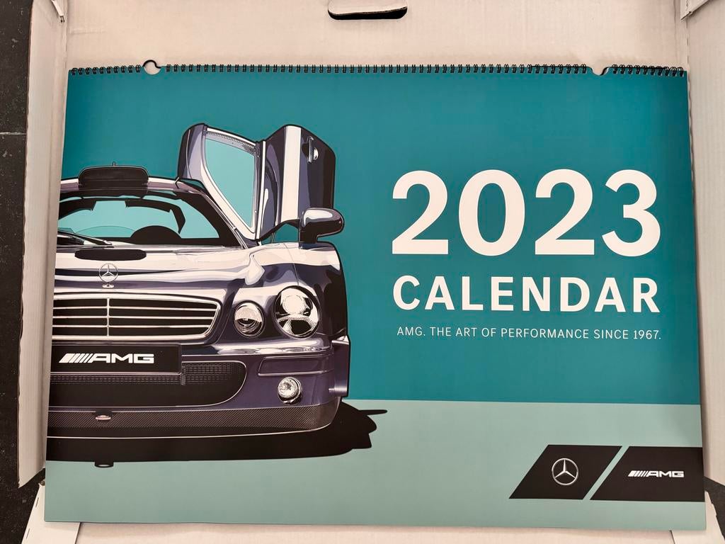 Mercedes Benz AMG Kalender 2023 Collectors item!, Ophalen, Maandkalender, Nieuw