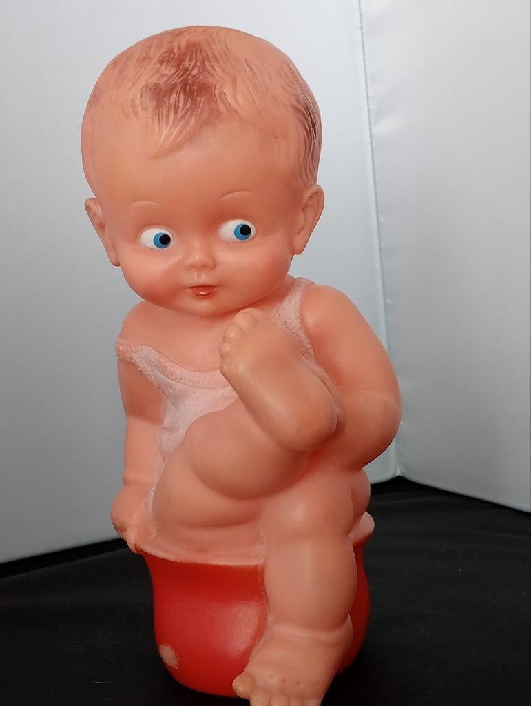 Vintage piep popje op de pot  17 cm hoog, Verzamelen, Ophalen of Verzenden, Zo goed als nieuw, Pop