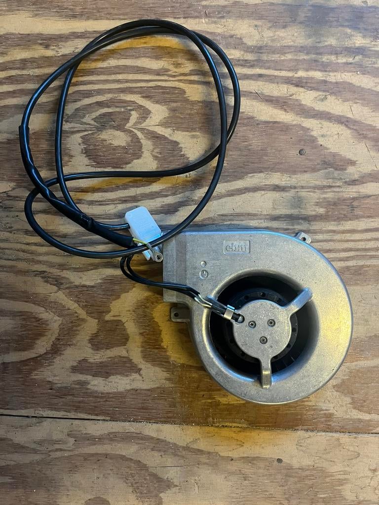 Te koop ventilator nefit, Ophalen, Zo goed als nieuw