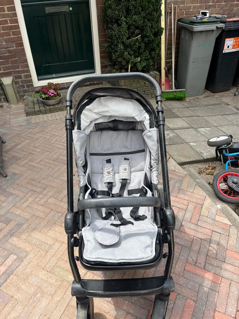 Mutsy evo bold, Ophalen, Gebruikt, Voetenzak