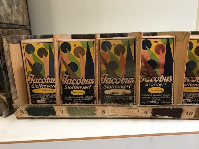 Historische textielverfkast, uit apotheek, 100 jaar oud, Antiek en Kunst, Antiek | Overige Antiek, Ophalen