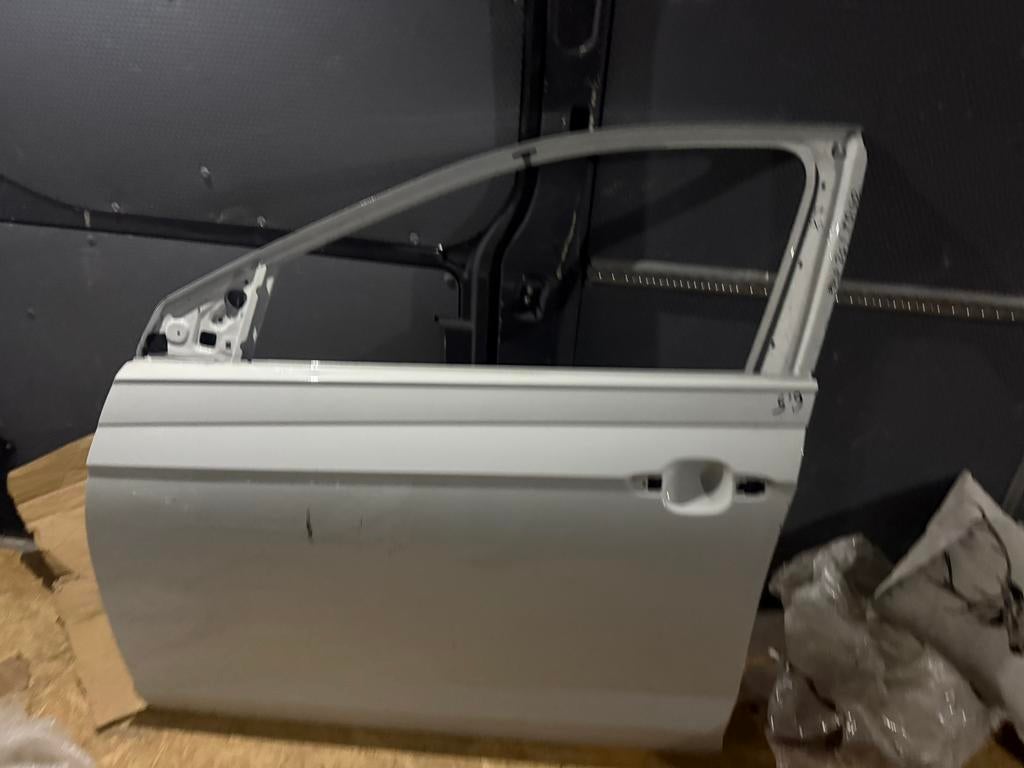 Volkswagen polo 2G Taigo portier Links voor deur, Ophalen of Verzenden