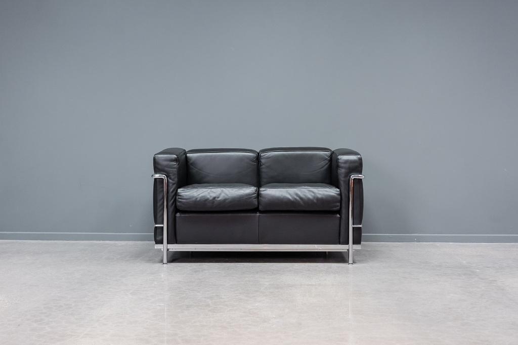 Corbusier LC2, 2seater, Ophalen of Verzenden, Zo goed als nieuw, Minder dan 50 cm