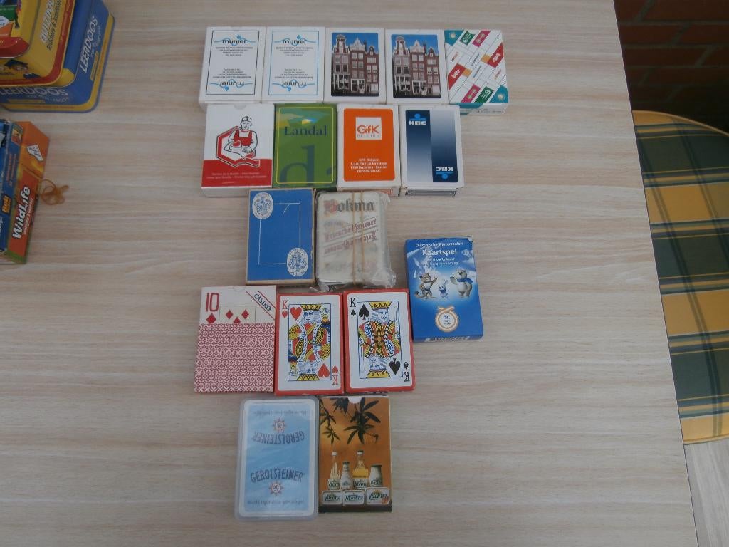 lot 21 boeken speelkaarten, Verzamelen, Ophalen of Verzenden, Zo goed als nieuw, Speelkaart(en)