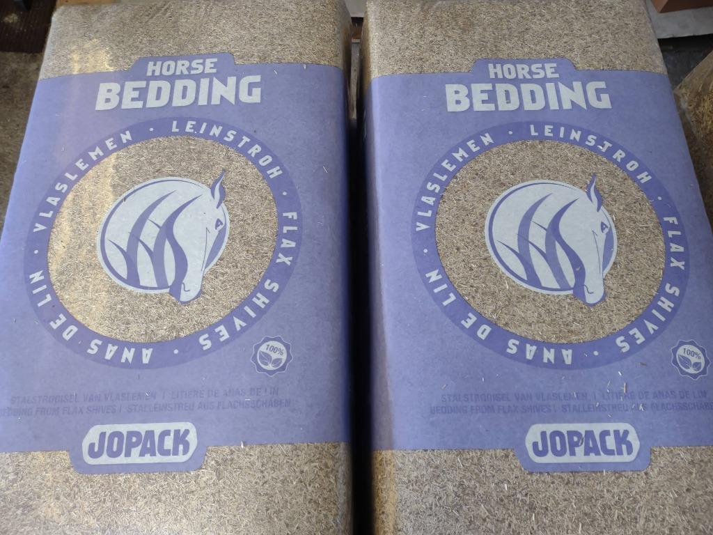 VLAS | STALSTROOISELS | gehakseld tarwestro, Toebehoren