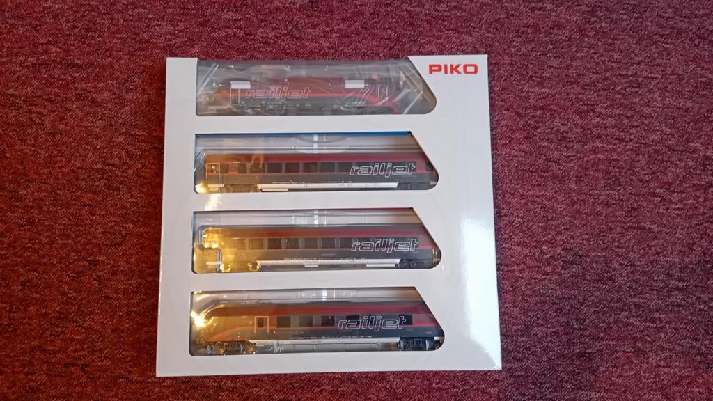 Piko 58131 ÖBB Railjet Rh 1216 + 3 rijtuigen, Treinset, Gelijkstroom, Zo goed als nieuw, Analoog