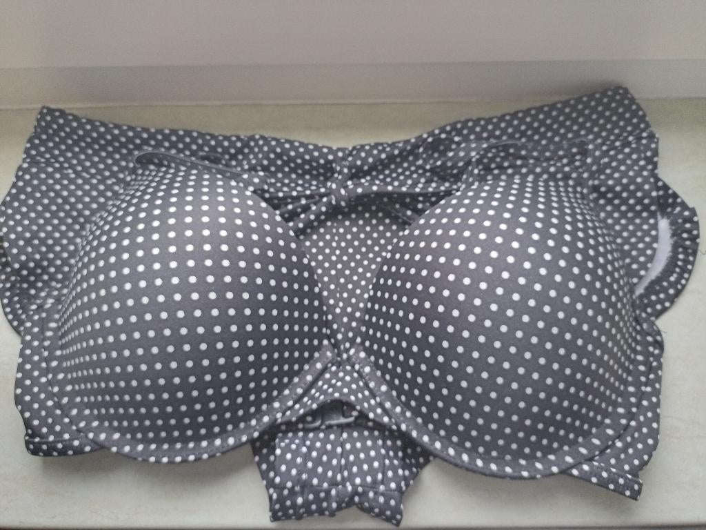 2 Nieuwe bikini's Zw/Wit/Zilv Dierenprint+stippen Push Up M, Kleding | Dames, Badmode en Zwemkleding, Ophalen of Verzenden, Zo goed als nieuw